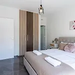 Daire Powder's 1-bedroom Retreat In Mackenzy, *