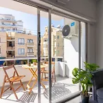 Powder's 1-bedroom Retreat In Mackenzy, Daire