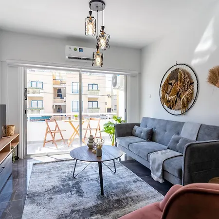 Powder's 1-bedroom Retreat In Mackenzy, * Lárnaca