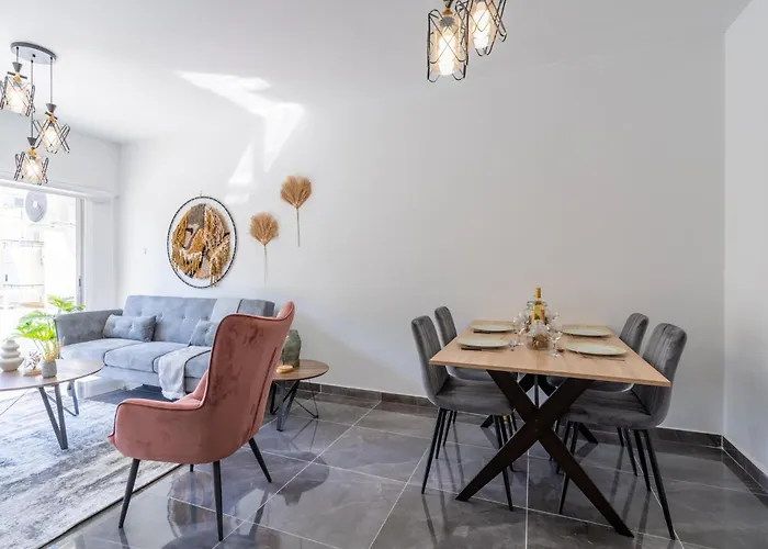 Powder's 1-bedroom Retreat In Mackenzy, Lárnaca