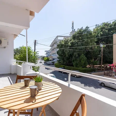 Апартаменты Powder's 1-bedroom Retreat In Mackenzy, Ларнака