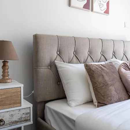 Powder's 1-bedroom Retreat In Mackenzy, Apartment *