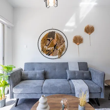 Powder's 1-bedroom Retreat In Mackenzy,