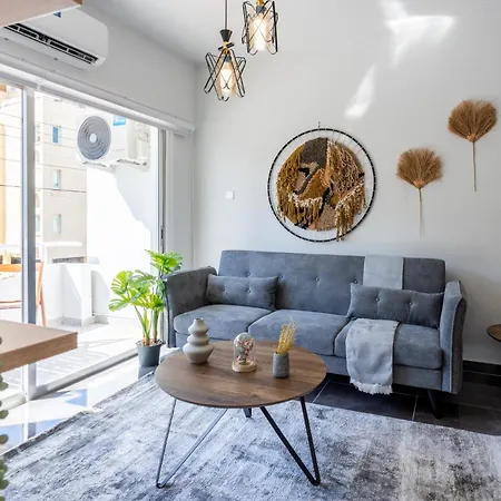 Powder's 1-bedroom Retreat In Mackenzy, Apartment