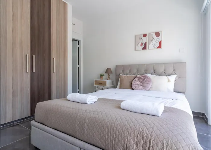 Powder's 1-bedroom Retreat In Mackenzy, דירה